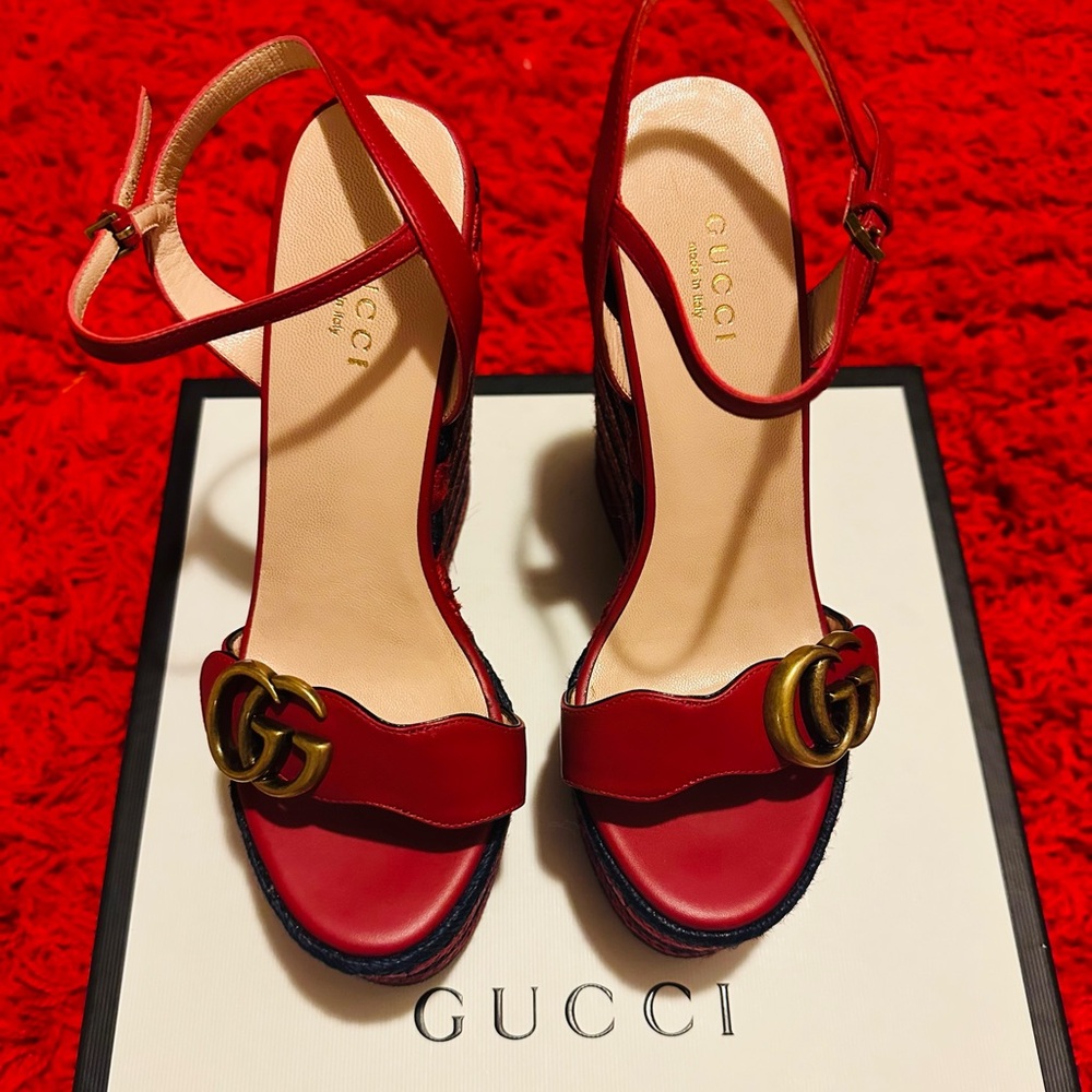 Authentic Gucci Lifford Calfskin Aitana Espadrille Platform  wedge sandal